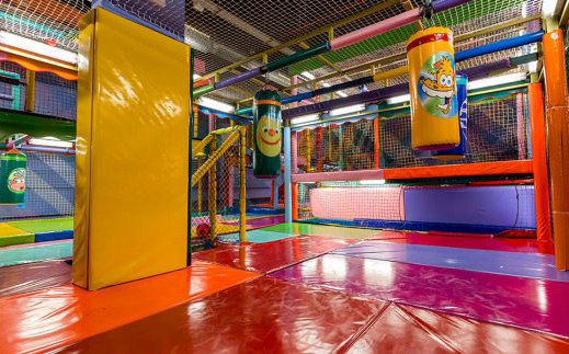 El mayor parque infantil de Málaga en Divernostrum