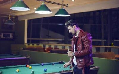 Conoce las técnicas para aprender a jugar al billar como principiante