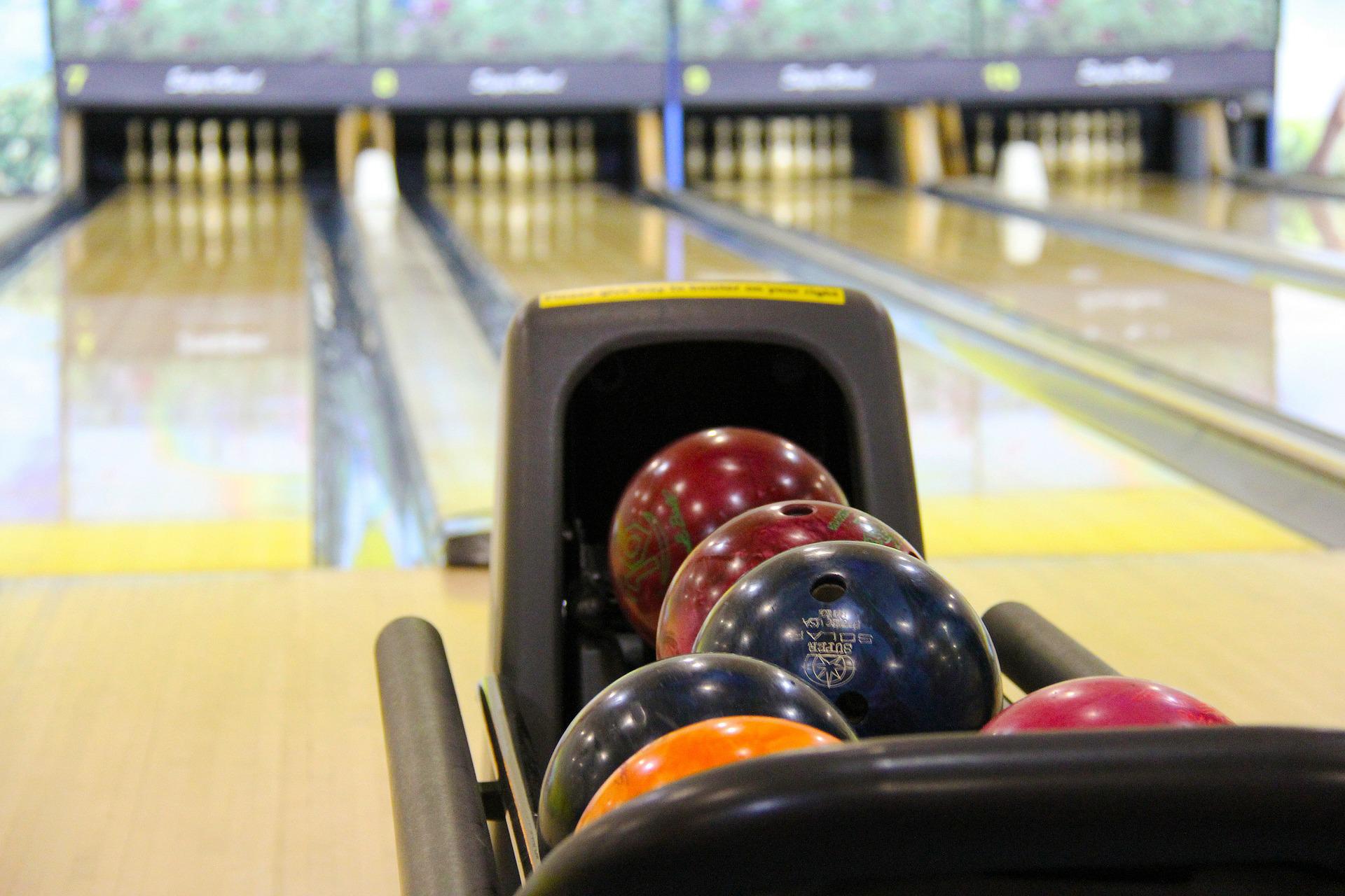 Aprende cómo jugar a los bolos fácilmente Aprende cómo jugar a los bolos fácilmente