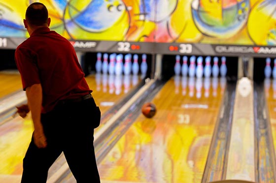 El mejor Centro de Ocio en Málaga donde jugar a los bolos