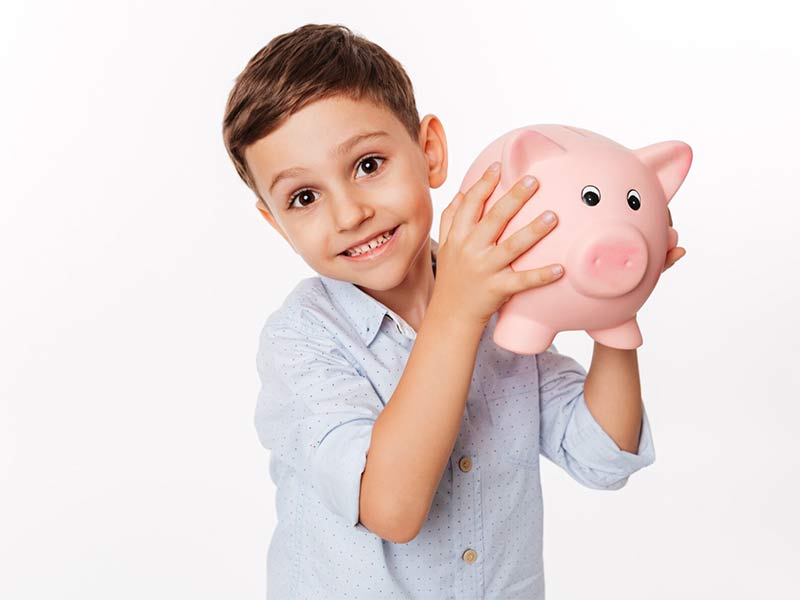 Cómo enseñar a los niños a ahorrar dinero